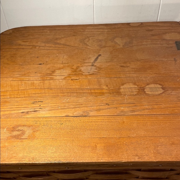 Basketville Putney Vermont Vintage Rustic Tan Woven Storage Picnic Basket - Picture 14 of 16